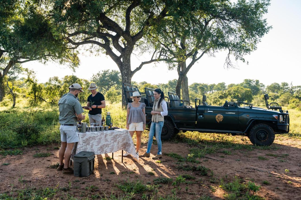 Shumbalala Game Lodge Thornybush Game Reserve Eksteriør billede