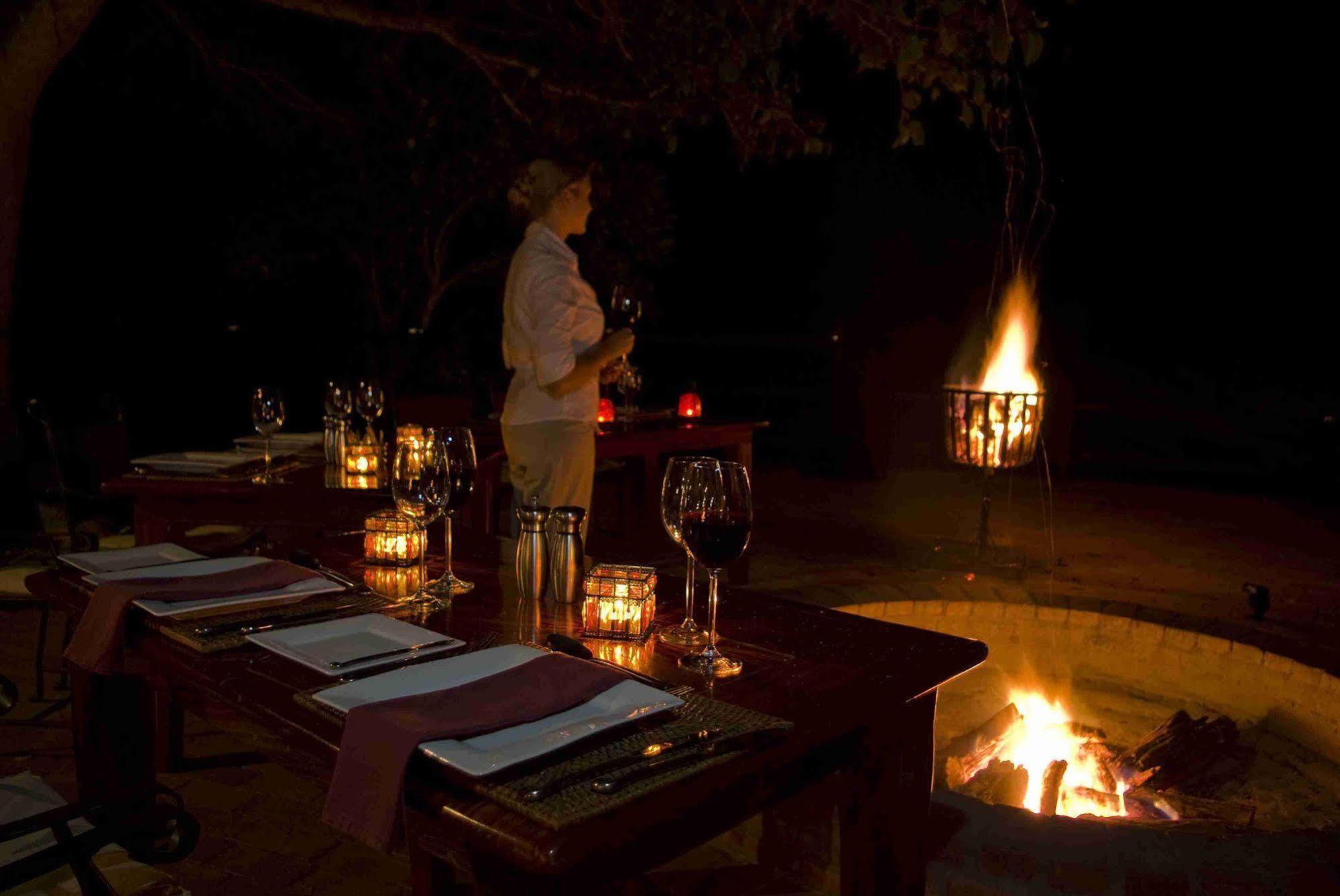 Shumbalala Game Lodge Thornybush Game Reserve Eksteriør billede